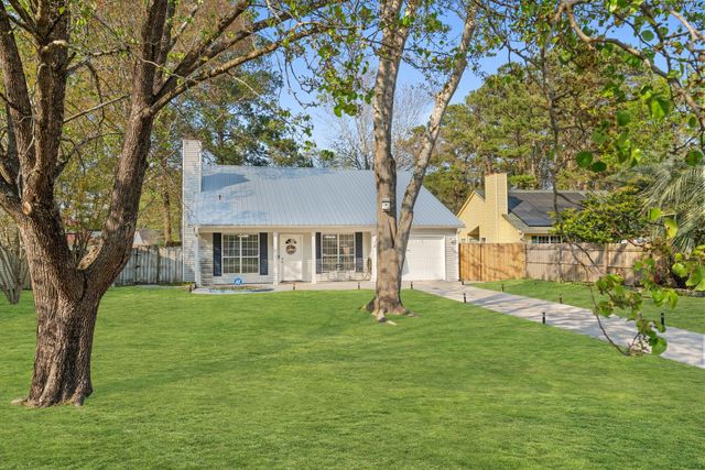 309 Regent Street, Summerville, SC 29483