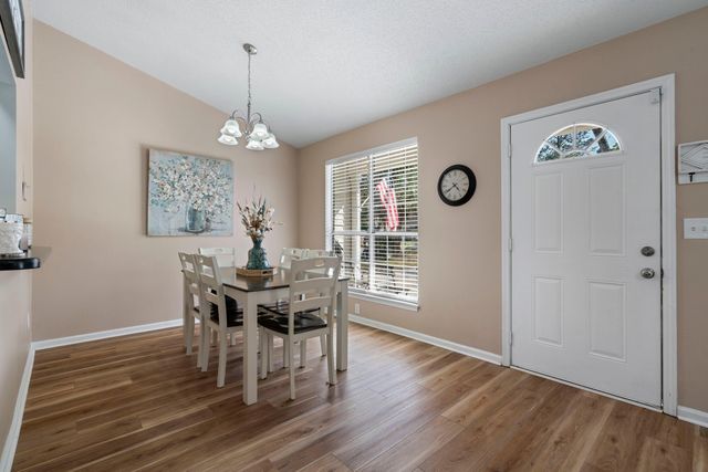 309 Regent Street, Summerville, SC 29483