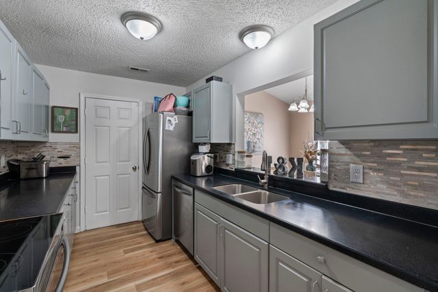 309 Regent Street, Summerville, SC 29483