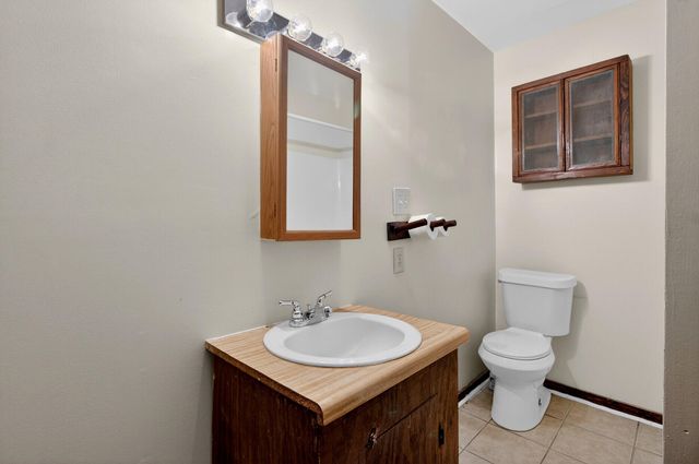 106 Jones Road, Bonneau, SC 29431