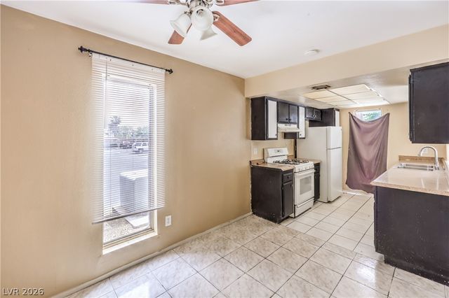 1405 Vegas Valley Drive 213, Las Vegas, NV 89169