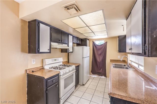 1405 Vegas Valley Drive 213, Las Vegas, NV 89169