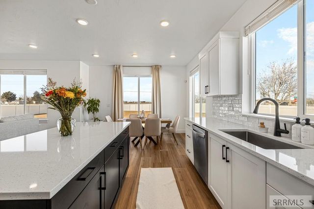 2525 E Pinnacle Drive, Idaho Falls, ID 83401