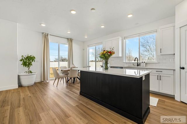 2525 E Pinnacle Drive, Idaho Falls, ID 83401