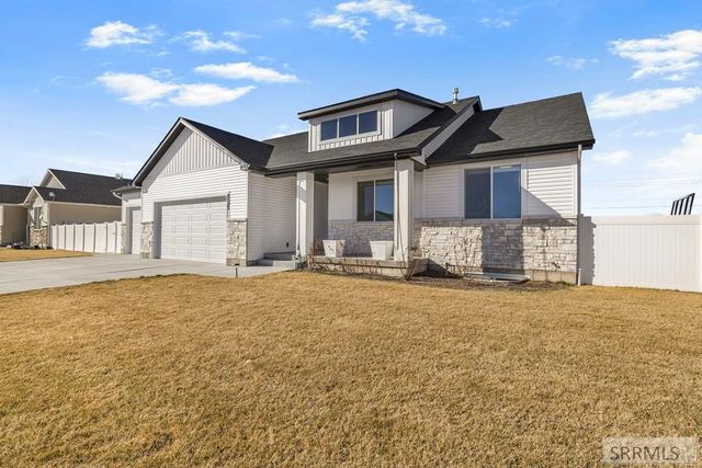 2525 E Pinnacle Drive, Idaho Falls, ID 83401