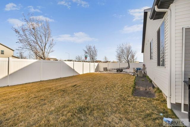 2525 E Pinnacle Drive, Idaho Falls, ID 83401