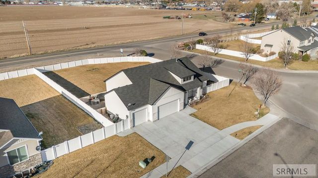 2525 E Pinnacle Drive, Idaho Falls, ID 83401