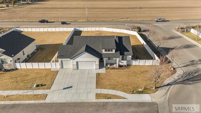 2525 E Pinnacle Drive, Idaho Falls, ID 83401