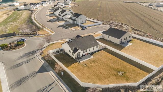 2525 E Pinnacle Drive, Idaho Falls, ID 83401
