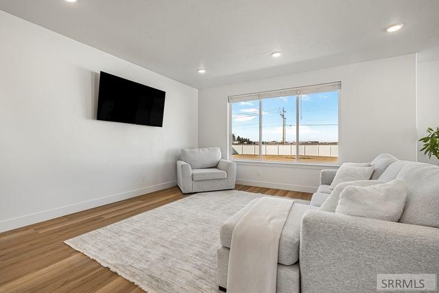 2525 E Pinnacle Drive, Idaho Falls, ID 83401