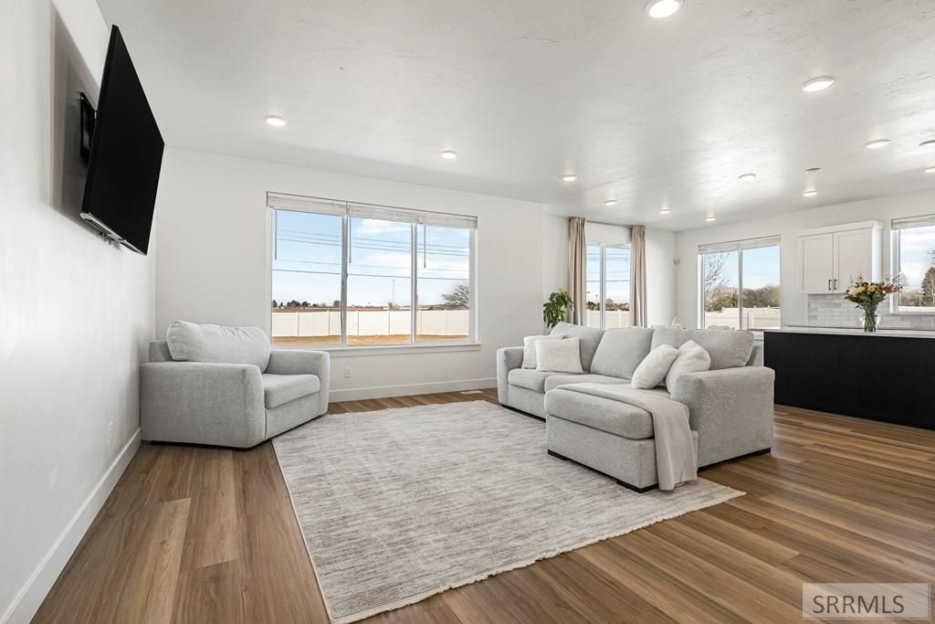 Image 8 of property listing at 2525 E Pinnacle Drive, Idaho Falls, ID 83401