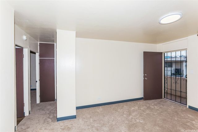 1626 Frog Lane 201, Honolulu, HI 96817