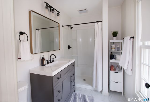 95 Obtuse Hill Road, Brookfield, CT 06804