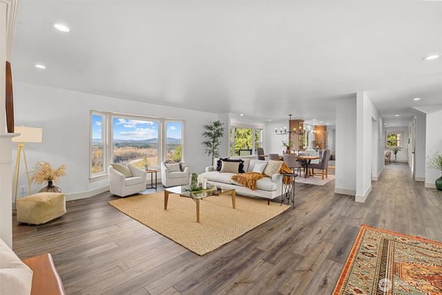 9813 Moran Road, Arlington, WA 98223