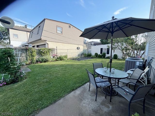 33 William St, Wallington Boro, NJ 07057