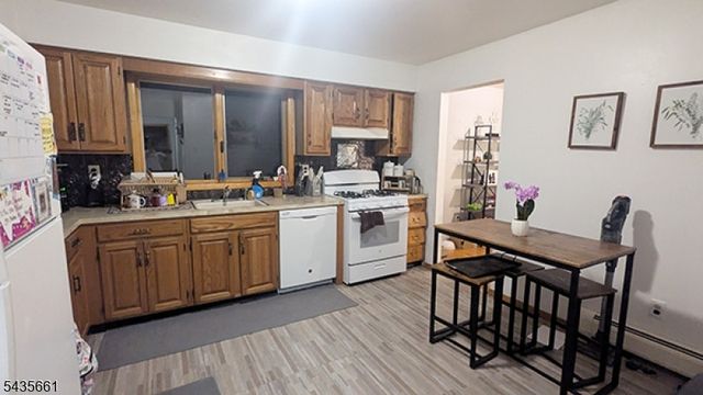 33 William St, Wallington Boro, NJ 07057