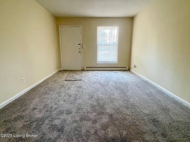 3909 S 3rd St 7, Louisville, KY 40214