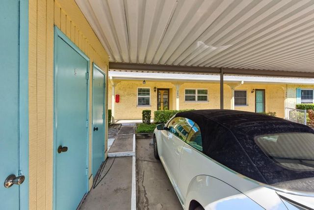 2465 NORTHSIDE DRIVE 305, Clearwater, FL 33761