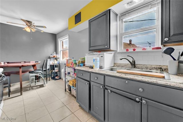 4275 W 137th Street, Cleveland, OH 44135