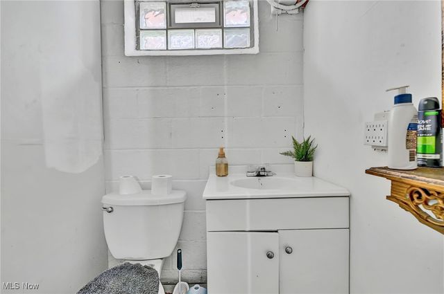 4275 W 137th Street, Cleveland, OH 44135