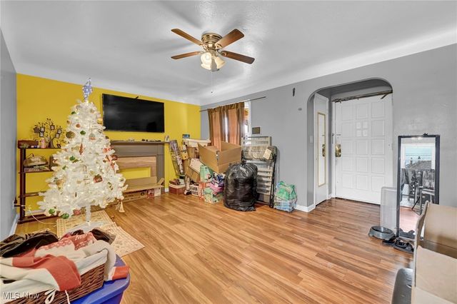 4275 W 137th Street, Cleveland, OH 44135