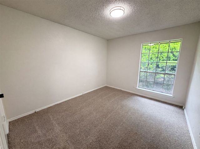 722 S Forest Lane, Duncanville, TX 75116