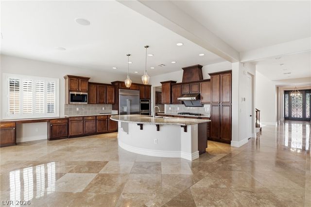 2074 Cherry Creek Circle, Las Vegas, NV 89135