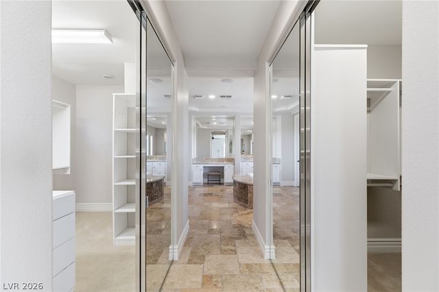2074 Cherry Creek Circle, Las Vegas, NV 89135