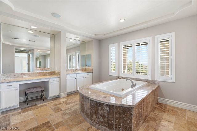 2074 Cherry Creek Circle, Las Vegas, NV 89135