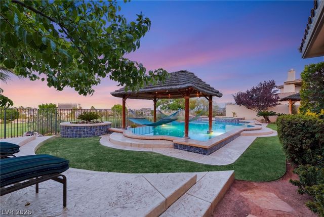 2074 Cherry Creek Circle, Las Vegas, NV 89135