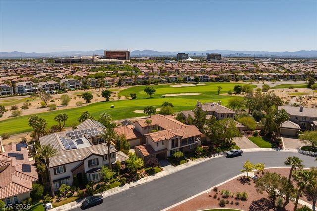 2074 Cherry Creek Circle, Las Vegas, NV 89135
