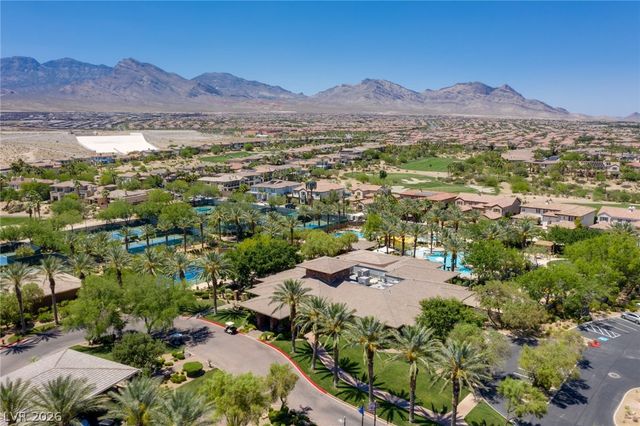2074 Cherry Creek Circle, Las Vegas, NV 89135