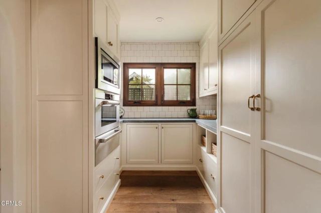 1447 Parkview Avenue, Pasadena, CA 91103