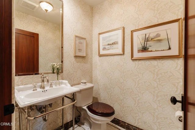 1447 Parkview Avenue, Pasadena, CA 91103