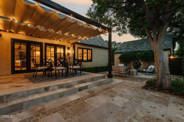 1447 Parkview Avenue, Pasadena, CA 91103