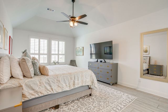 2009 Roundtree Circle E, Fort Worth, TX 76008