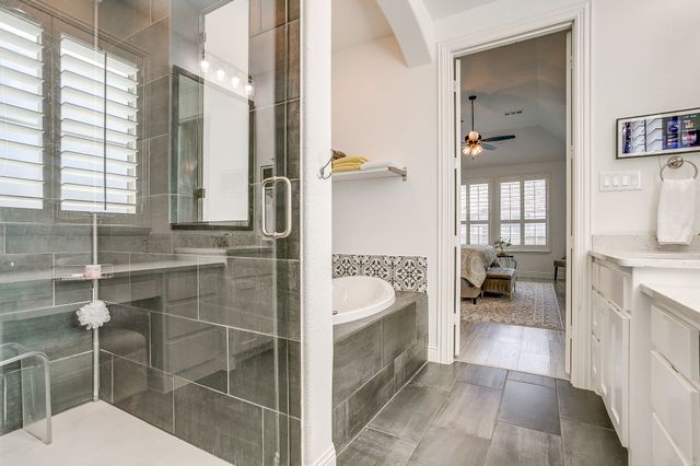 2009 Roundtree Circle E, Fort Worth, TX 76008