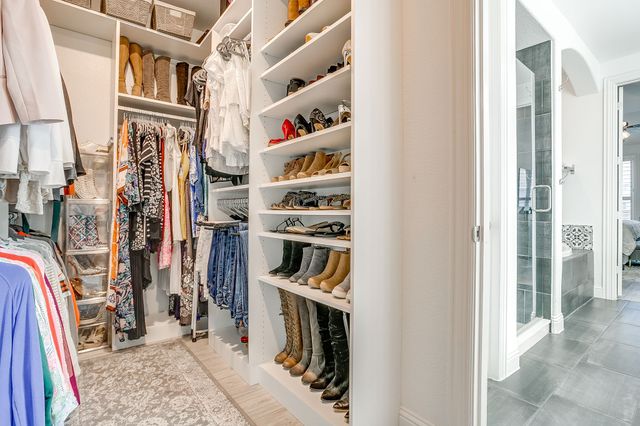 2009 Roundtree Circle E, Fort Worth, TX 76008