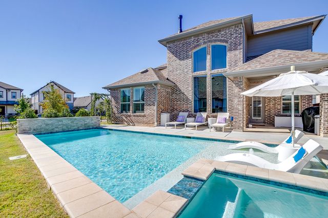 2009 Roundtree Circle E, Fort Worth, TX 76008