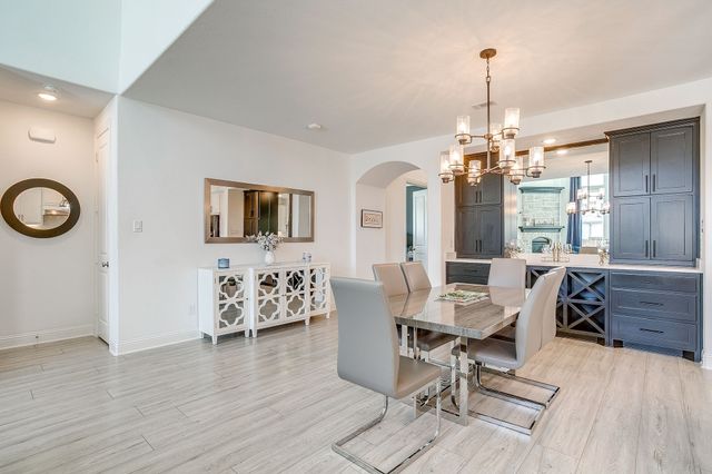 2009 Roundtree Circle E, Fort Worth, TX 76008