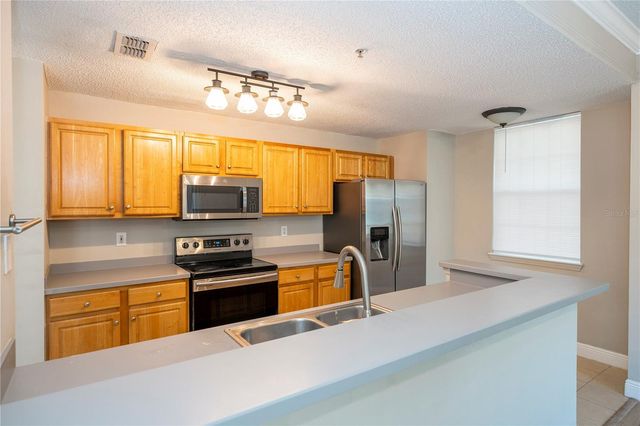 12102 POPPY FIELD LANE 107, Orlando, FL 32837