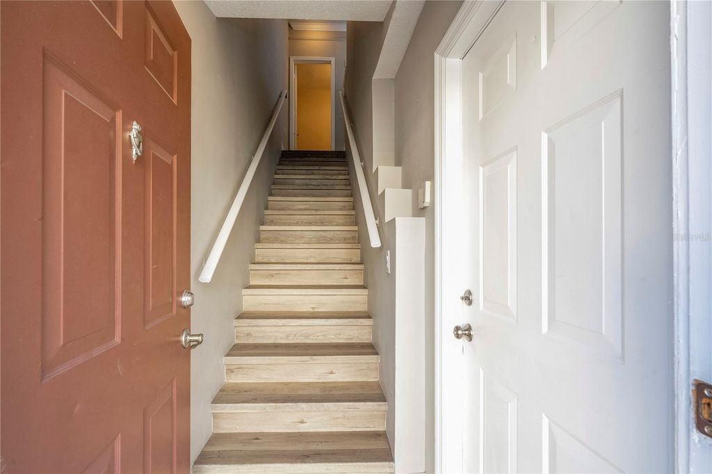 Image 28 of property listing at 12102 POPPY FIELD LANE 107, Orlando, FL 32837