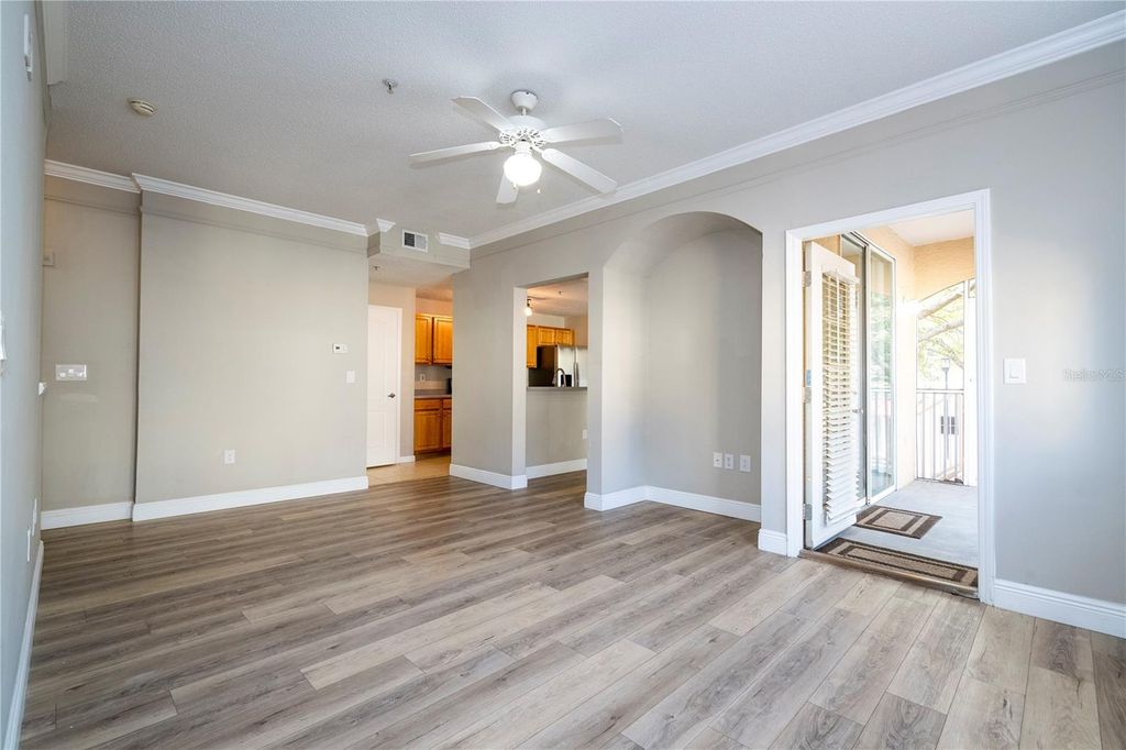 Image 37 of property listing at 12102 POPPY FIELD LANE 107, Orlando, FL 32837
