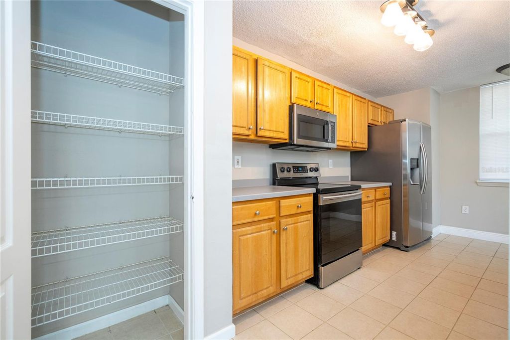 Image 54 of property listing at 12102 POPPY FIELD LANE 107, Orlando, FL 32837