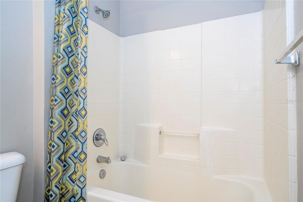 Image 78 of property listing at 12102 POPPY FIELD LANE 107, Orlando, FL 32837