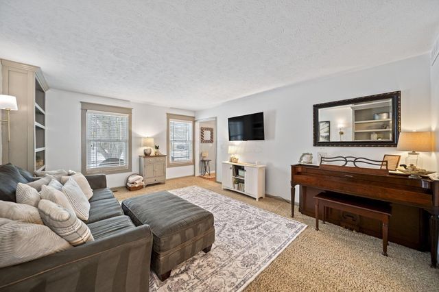 107 Ravine Road, Powell, OH 43065