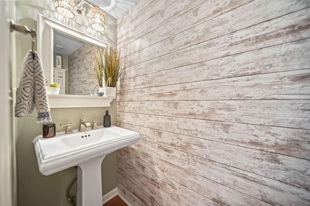 107 Ravine Road, Powell, OH 43065