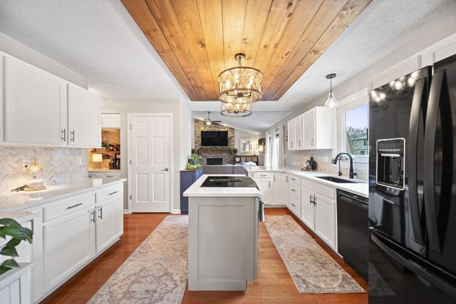 107 Ravine Road, Powell, OH 43065