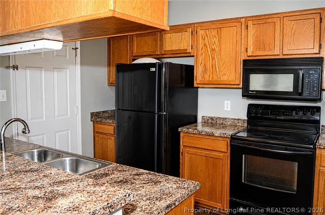 6012 Waldos Beach Road, Fayetteville, NC 28306
