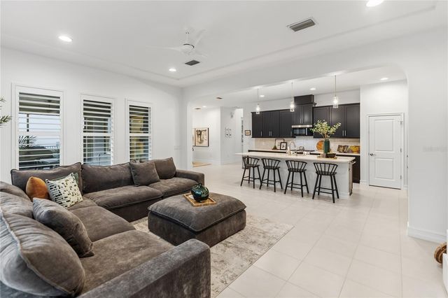 12022 MEDLEY TERRACE, Bradenton, FL 34211
